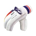 Kookaburra Beast Pro 9.0 Batting Glove - Image 9